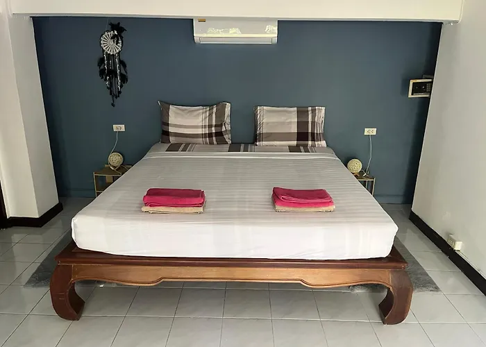 Pink House Guest House Lamai - Pool & Sea View Plage de Lamai