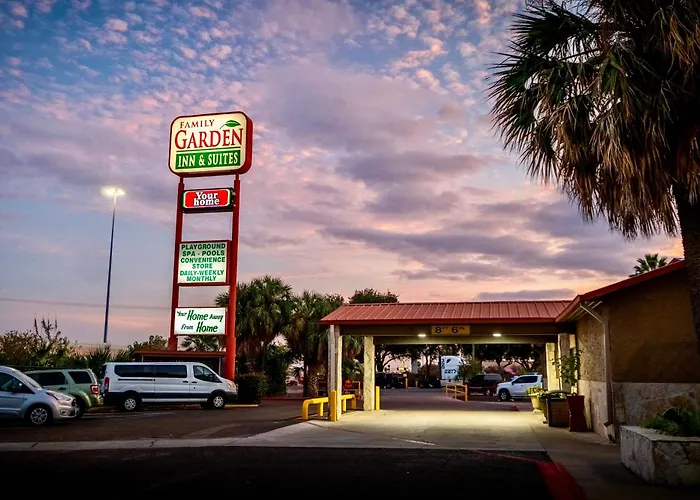 Family Garden Inn & Suites Laredo