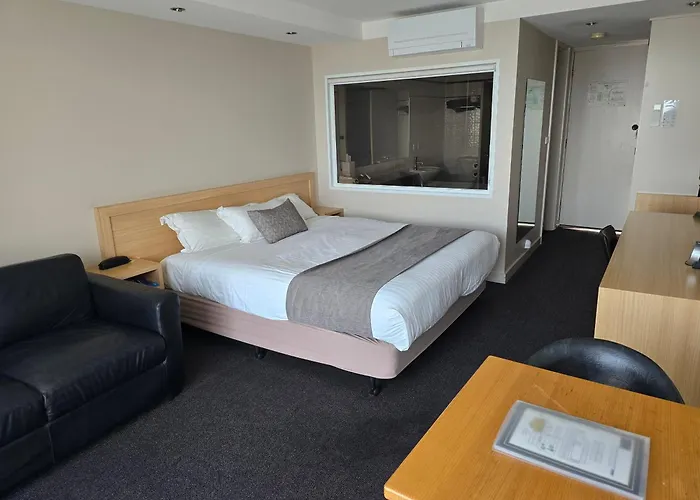 Richmond Henty Hotel Portland