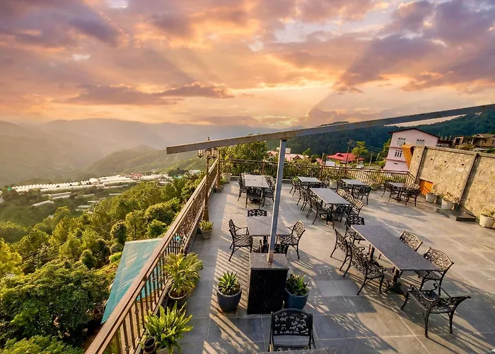 Hotel Chail Residency