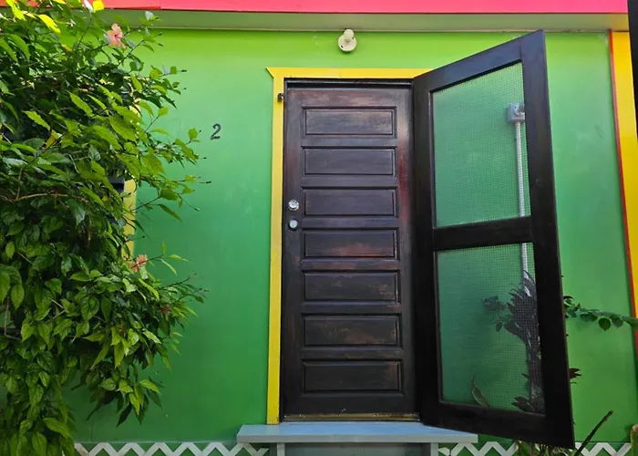 Sea N Sun Guest House Caye Caulker