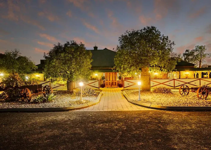 Overlander Homestead Motel Roma