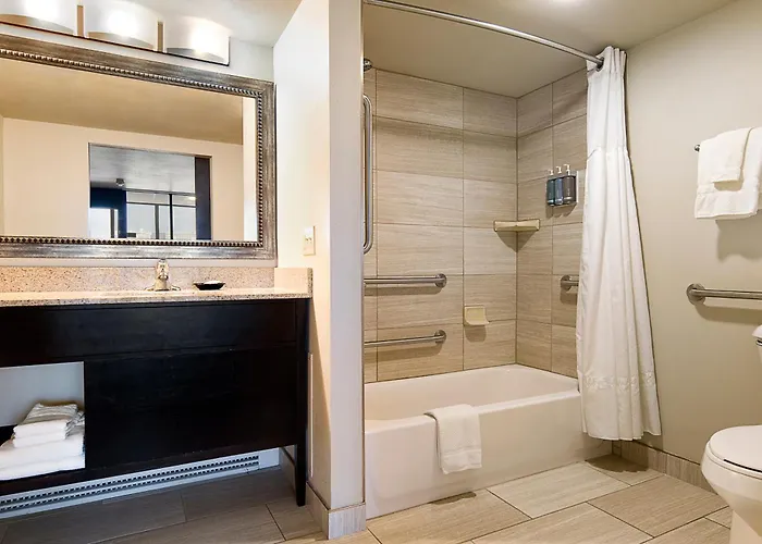 Aspen Select Hotel Rochester
