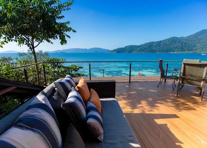 The Cliff Lipe Hotel