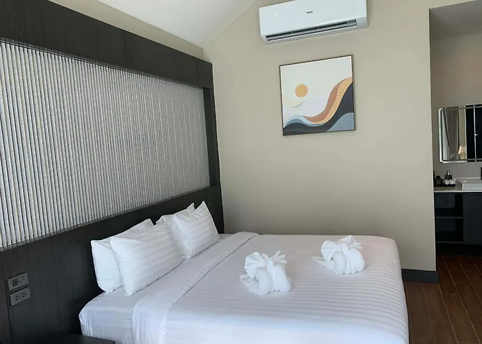 แสงตะวัน รีสอร์ต Hotel เกาะช้าง