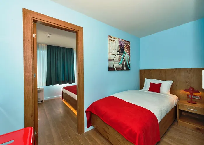 Taksim Istanbul Nis Hotel - Istiklal Street