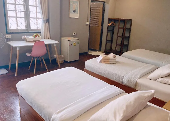 Wayside Guesthouse Chiang Mai