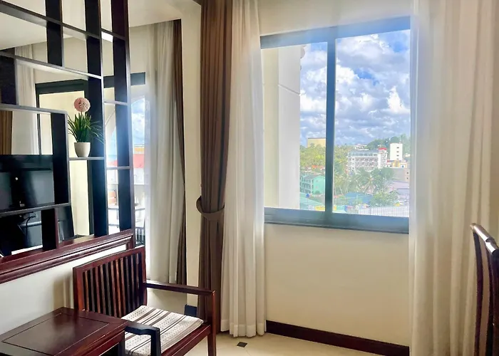 Praha Hotel Phú Quốc