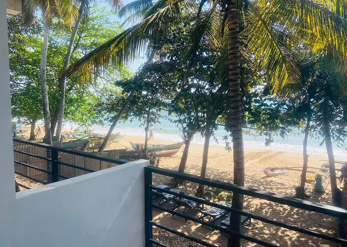 Sunray Beach House Tangalle