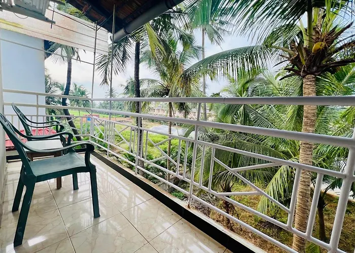Peravel Beach Holiday Home Candolim