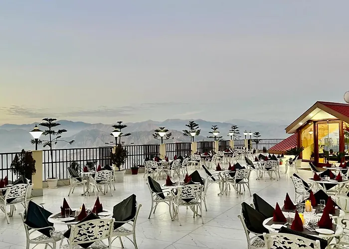 Jk Clarks Exotica - Centrally Located With Stunning Valley View Dalhousie