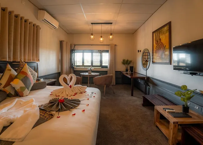 Maun Lodge