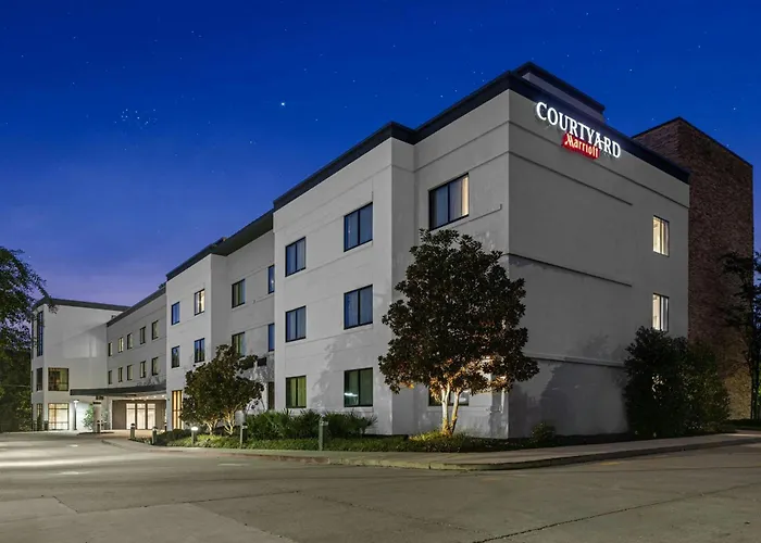 Courtyard By Marriott Oxford Hotel