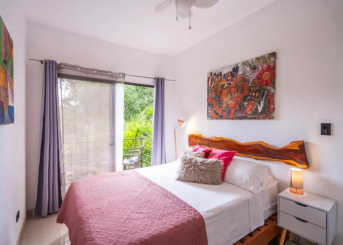 Tamarindo Sunshine Hotel