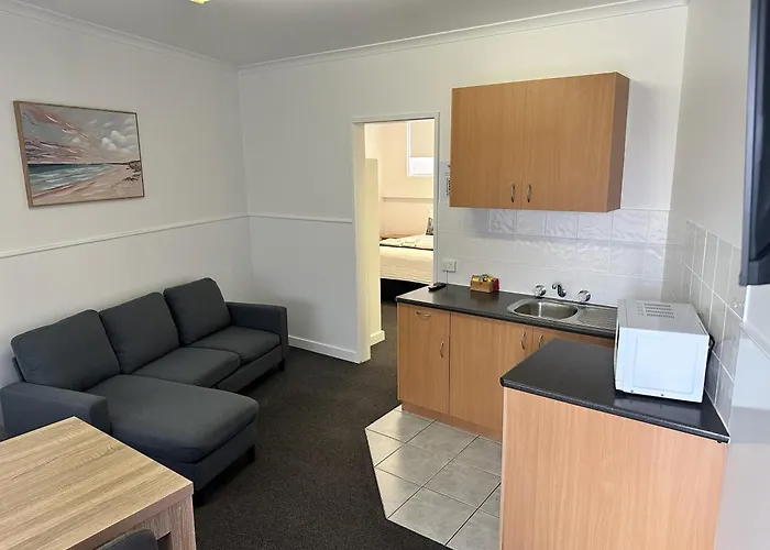 Bamboo Motor Inn Lakes Entrance
