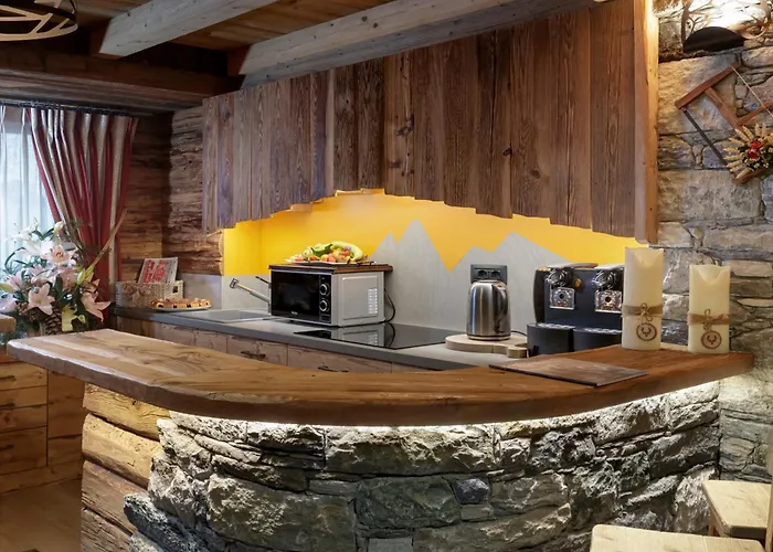 Chalet Matterhorn François - Central Alpine Chalet with Private SPA&Breakfast Breuil-Cervinia