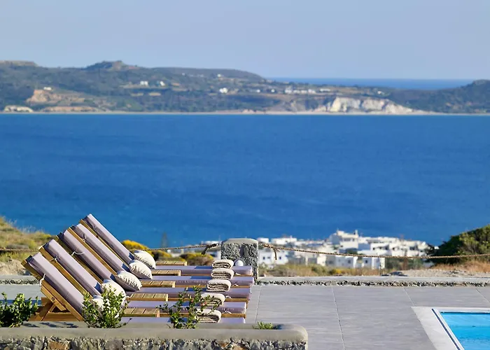 Lithos Luxury Rooms (Adults Only) Adamantas 