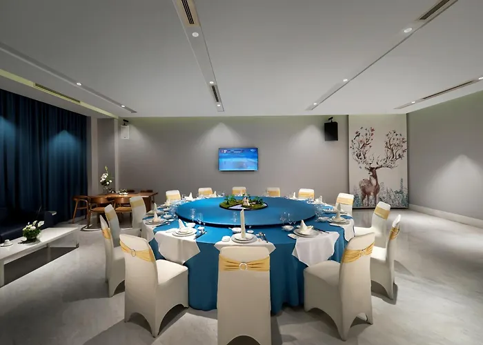 Sanya Phoenix Airport Hotel