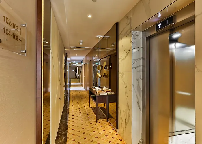 Hotel Riva By Aycon Petrovac na moru