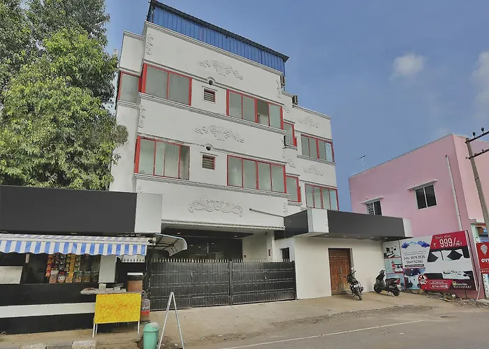 Hotel O Elite Residency Near Chennai International Airport