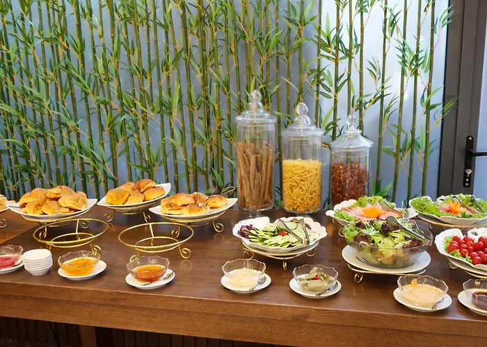 Inearth Hotel - 华夏商务酒店 Hà Nội