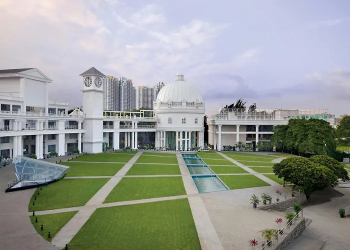 Amanora The Fern Pune, Series By Marriott Mundhwa