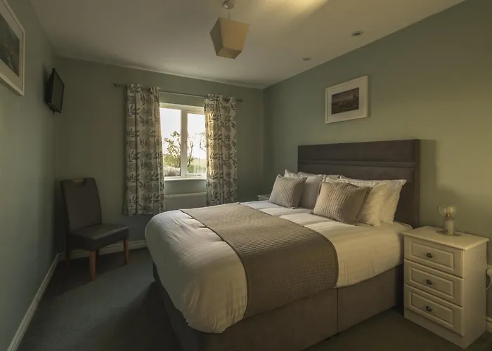 The Pipers Rest Hotel Doolin
