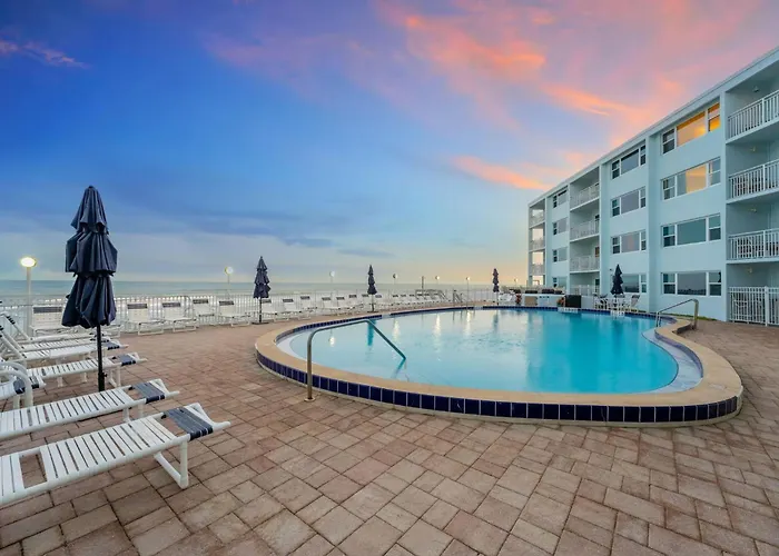 Paradise Beach Club - Oceanfront Ground Floor Condos With Heated Pool Pets Welcome Satellite Beach