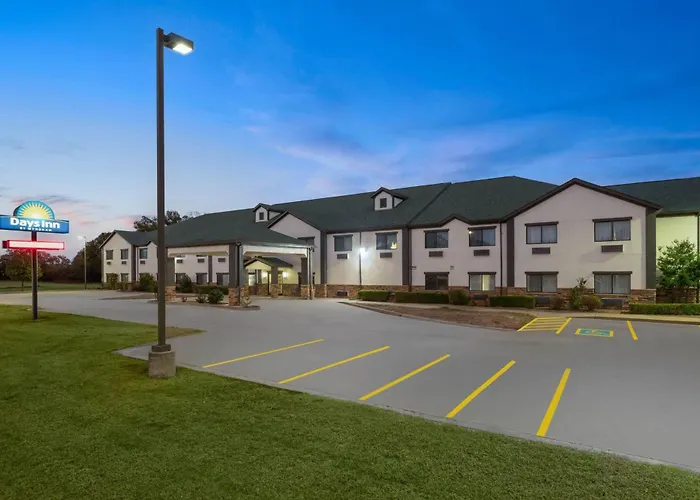 Days Inn By Wyndham Coffeyville, Kansas