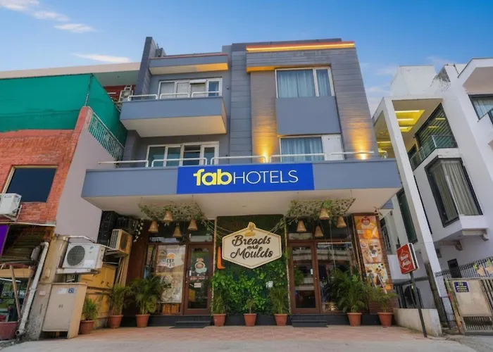 Fabhotel Harsh Vihar Delhi 