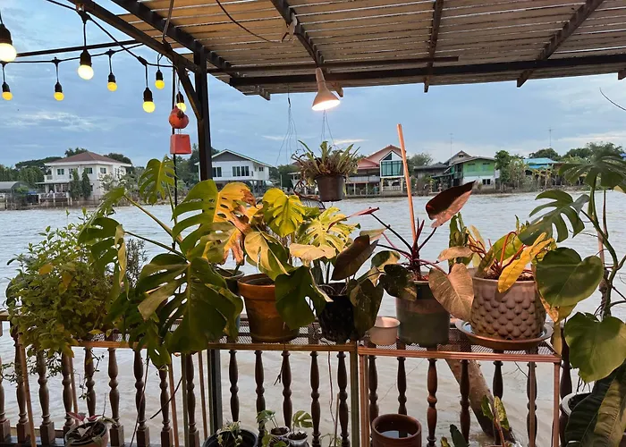 Baan Keang Chon Ayutthaya บ้านเคียงชล อยุธยา