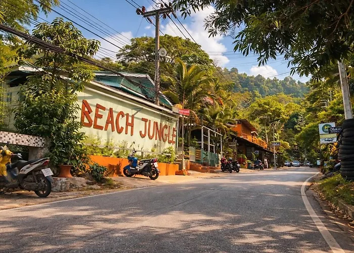 Beach Jungle เกาะช้าง