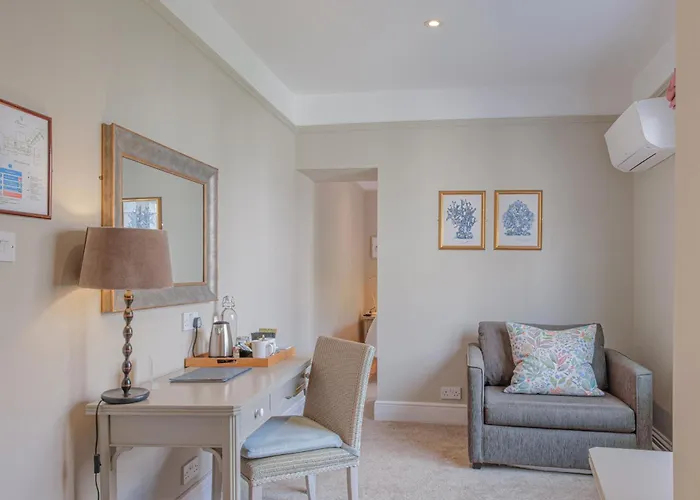 Alexandra Hotel & Restaurant Lyme Regis