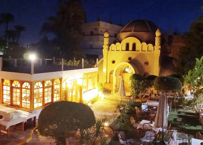 Embrace Hotel Luxor