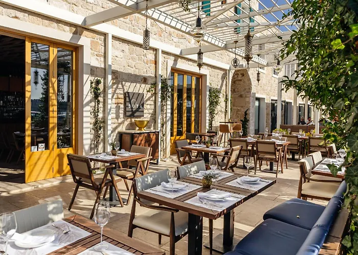 Palace Divnic By Armerun Heritage Hotel (Adults Only) Sibenik