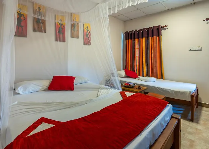 Wild Breeze Hotel Tissamaharama