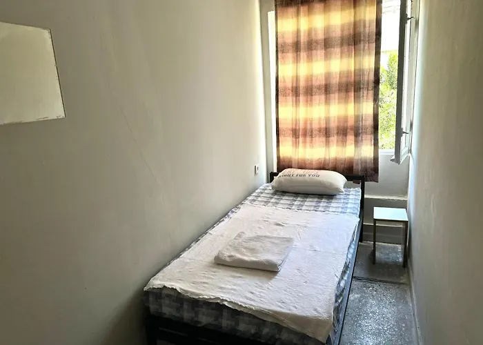 Aziz Pansiyon 2 Antalya