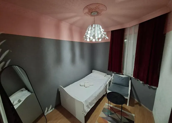 Deni House Aparthotel Prizren