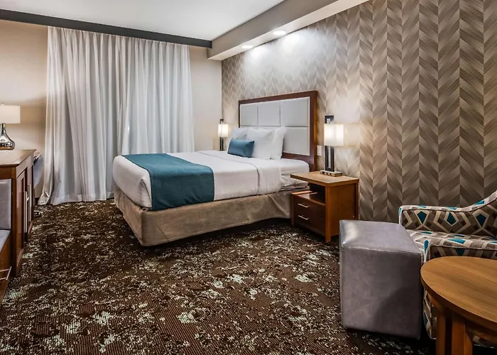 Best Western Premier Ankeny Hotel