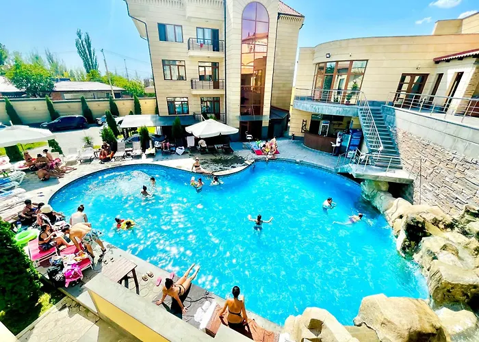 Hotel Grand Hills Ereván
