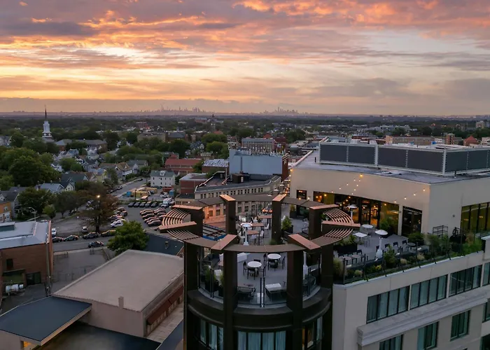 The Mc, Autograph Collection Hotel Montclair