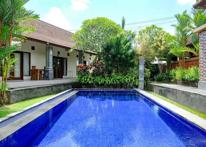 Urbanview Hotel Lilis Cempaka Mas Guesthouse Canggu 