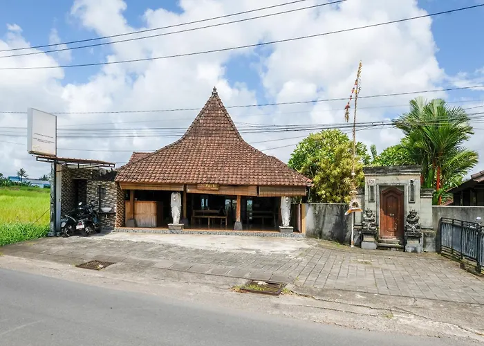 Lilis Cempaka Mas Guesthouse Canggu 
