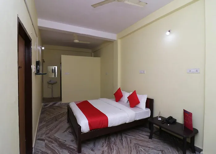 Hotel O Om Sai Plaza Bhopal