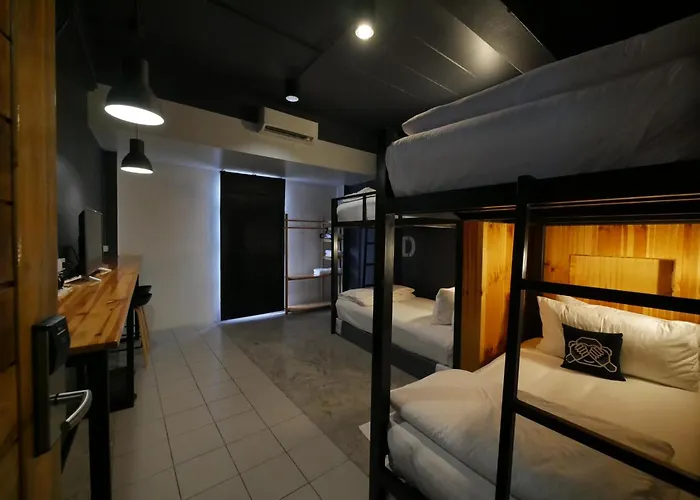 Blu Monkey Hotel Surat Thani