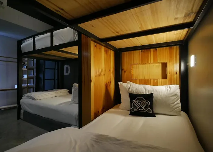 Blu Monkey Hotel Surat Thani