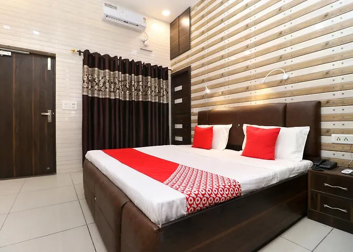 Hotel O Max Jalandhar