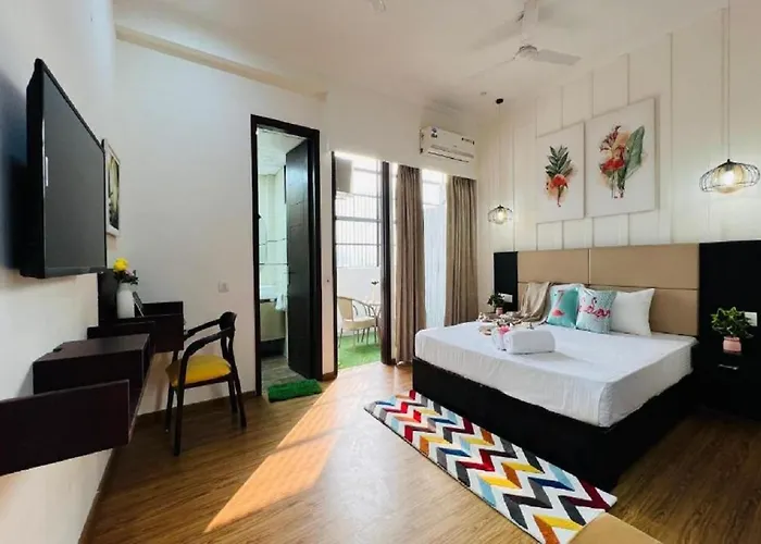 Olive Service Apartments - City Centre Noida
