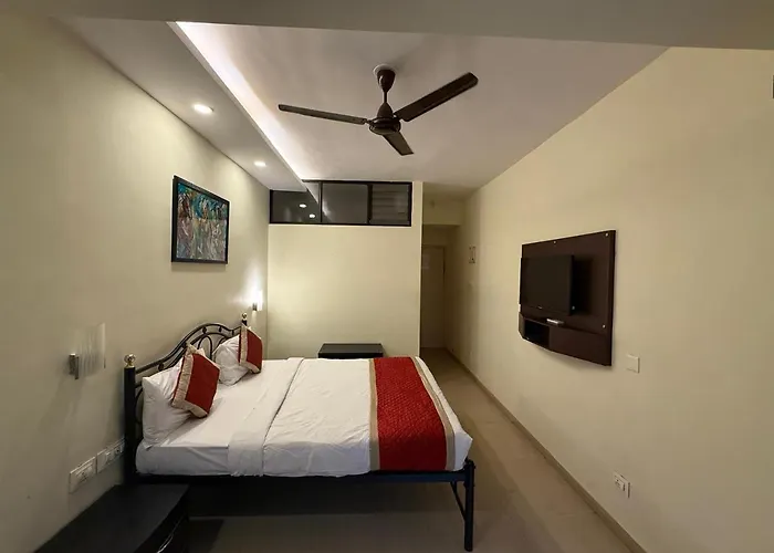 All Seasons Guest House I Rooms & Dorms Madgaon