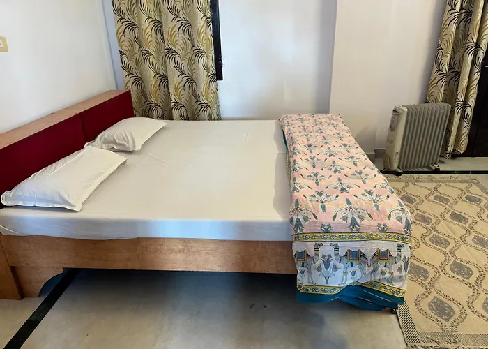 Hotel Karni Niwas Jaipur